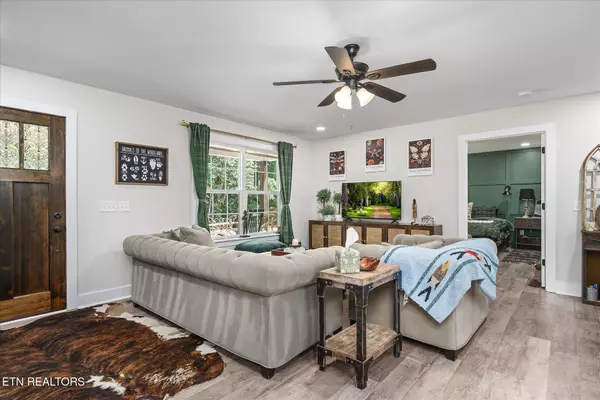 Sparta, TN 38583,360 Hickory LN