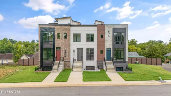 208 Granite DR, Sevierville, TN 37876