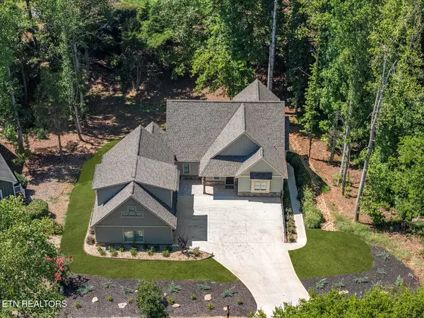Loudon, TN 37774,216 Tecumseh WAY