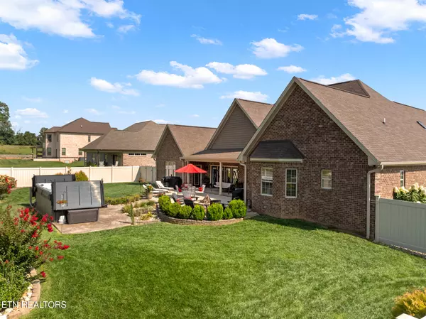 Morristown, TN 37813,5262 Aspen Ave