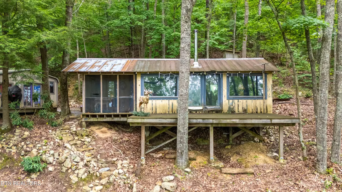 Sevierville, TN 37876,2939 Dupont Springs Rd