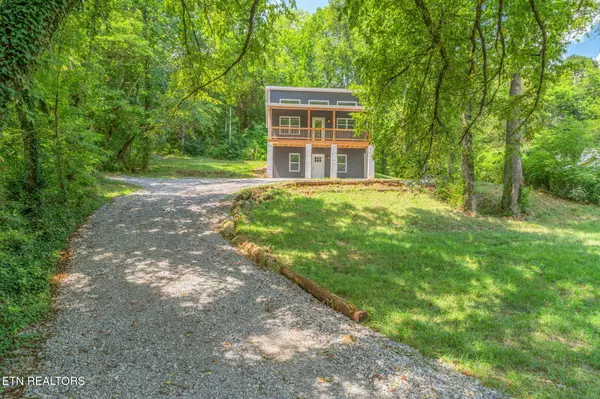 Lenoir City, TN 37772,5299 Hwy 11 E