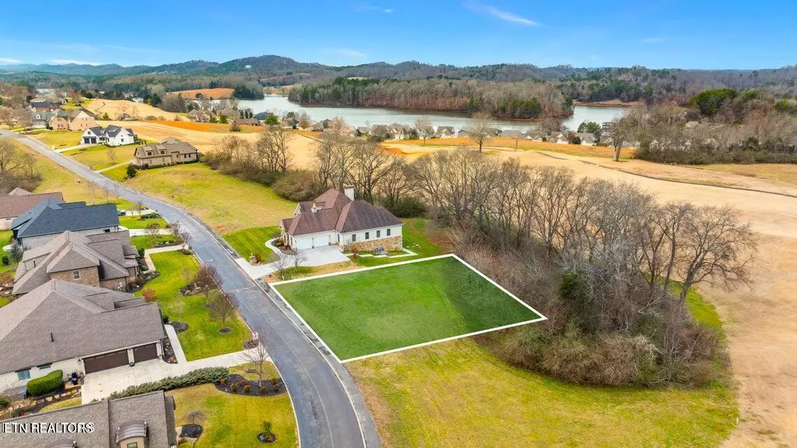 Vonore, TN 37885,215 Watercrest DR