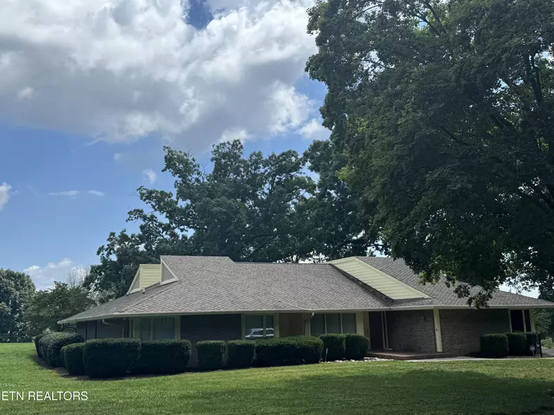 218 Baltusrol Rd, Knoxville, TN 37934