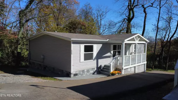 2228 Daisy Ave, Knoxville, TN 37915