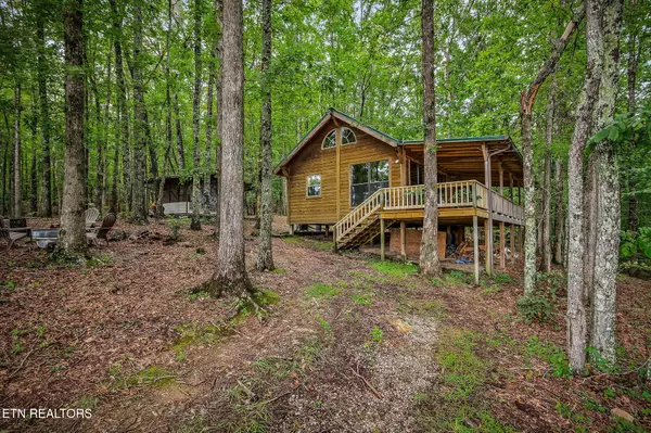 755 Music City Ranch LN, Sparta, TN 38583