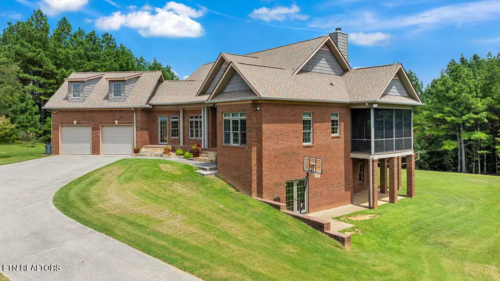 1410 Ward Rd, Loudon, TN 37774