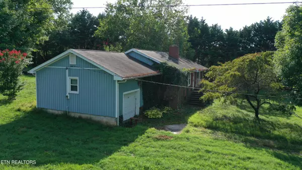 Mascot, TN 37806,11002 Mckinney Rd