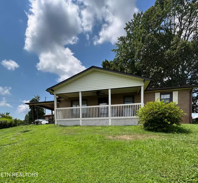 950 Raven Hill Rd, Tazewell, TN 37879