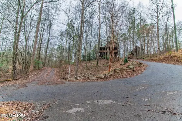 Sevierville, TN 37876,2845 Grassy Branch Loop Rd LOOP