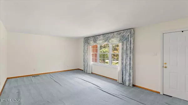 Clinton, TN 37716,334 Woodland Hills Rd