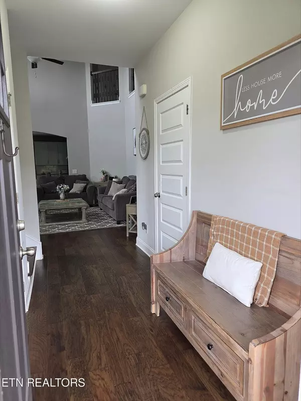 Lenoir City, TN 37771,131 Glenview DR