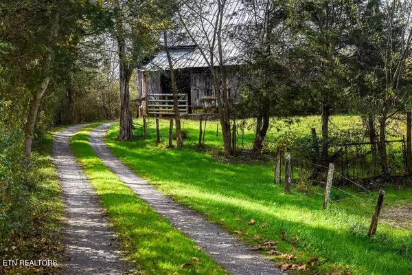 Maryville, TN 37804,702 Calderwood Hwy