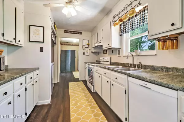 Rockwood, TN 37854,111 Yale DR