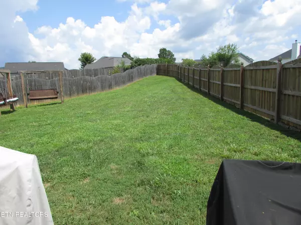 Knoxville, TN 37924,8020 Cambridge Reserve DR