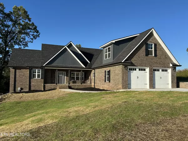 531 Meadowcrest Drive LN, Dandridge, TN 37725