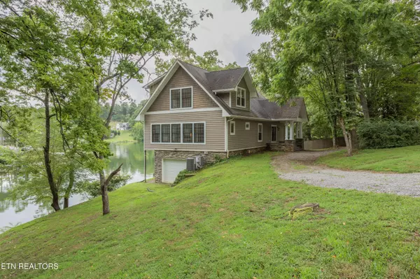 Lenoir City, TN 37772,4193 Parris DR