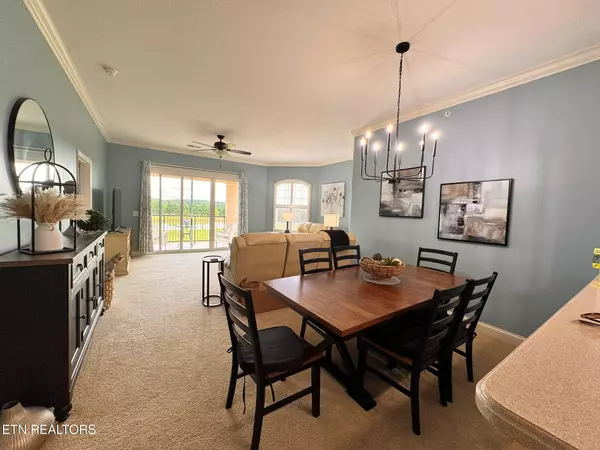 Vonore, TN 37885,535 Rarity Bay Pkwy #304
