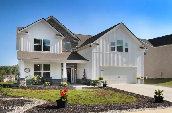 12664 Myrtle Ridge LN, Knoxville, TN 37932