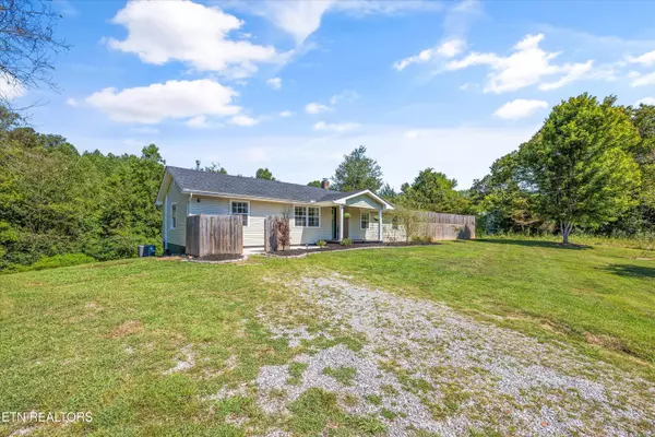 Clinton, TN 37716,3166 Wolf Valley Rd