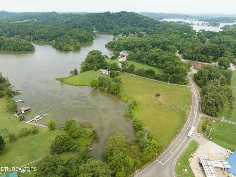 3021 Louisville Rd, Louisville, TN 37777