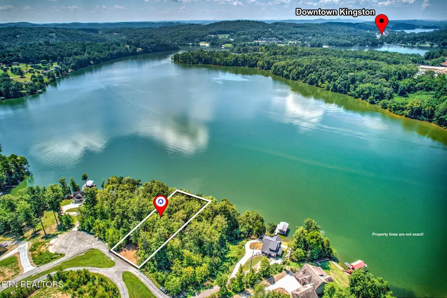 Emory Pointe LN, Harriman, TN 37748