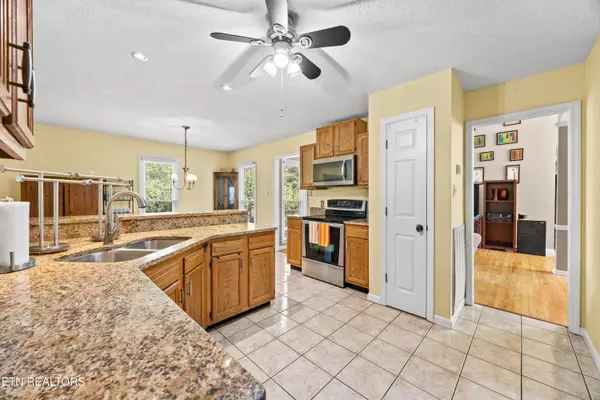 Powell, TN 37849,8025 Landon Park WAY