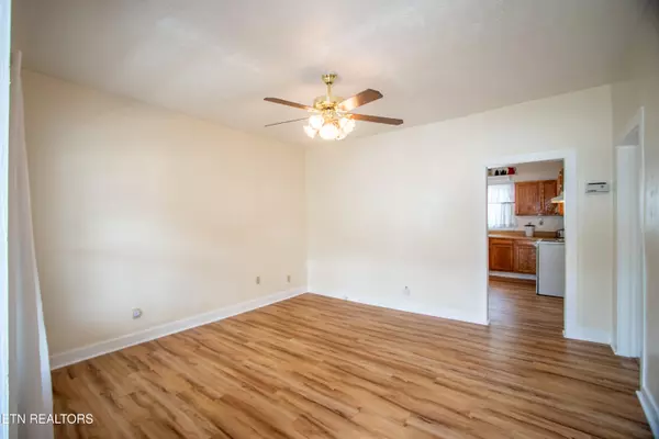 Rocky Top, TN 37769,318 Main St