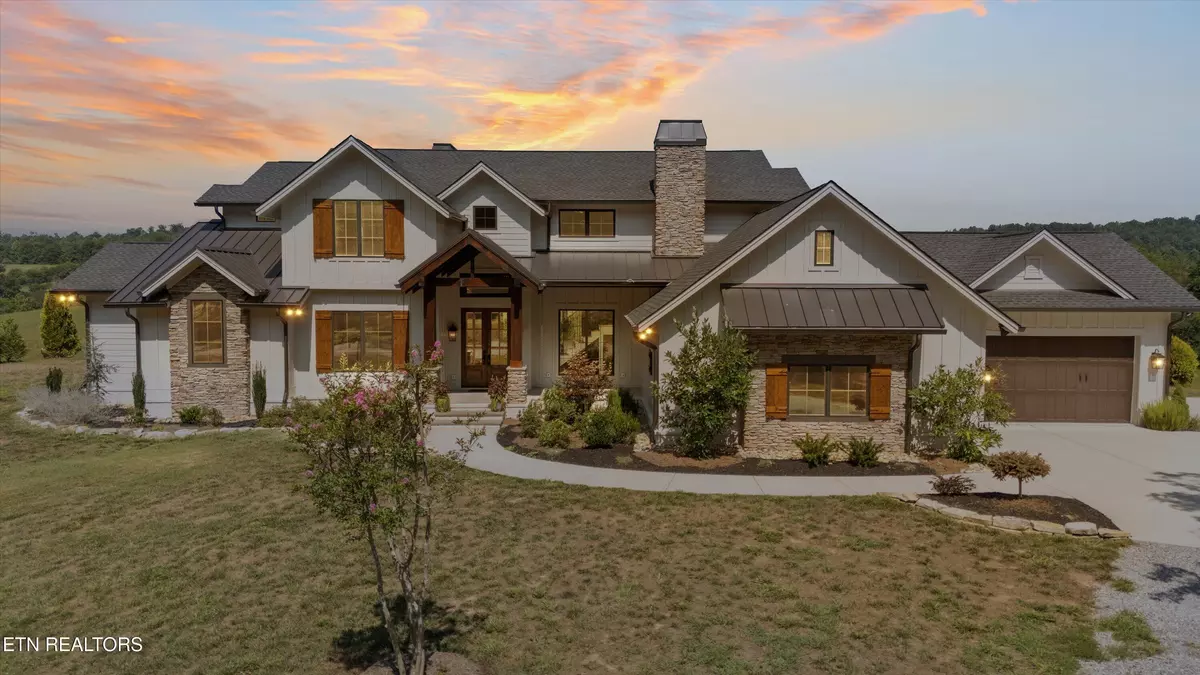 Knoxville, TN 37920,8922 Pickens Gap Rd