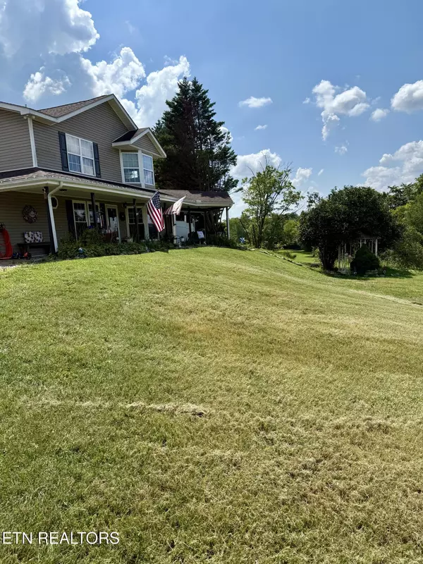 Dandridge, TN 37725,865 Spring Creek Rd