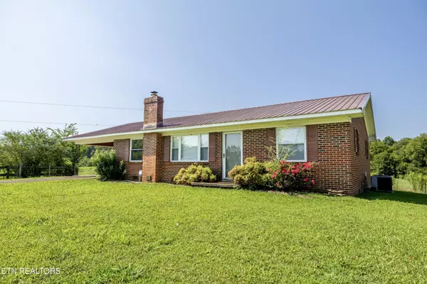 728 County Rd 422, Englewood, TN 37329