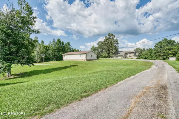 Sparta, TN 38583,3916 Indian Mound Rd