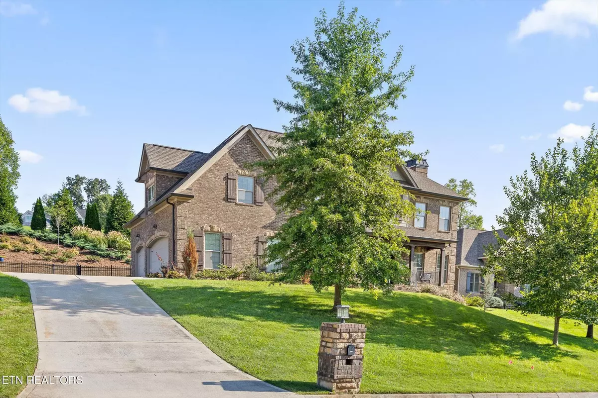 Knoxville, TN 37922,10045 Fox Cove Rd