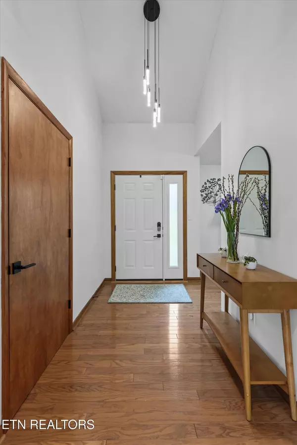 Knoxville, TN 37934,405 Sugarwood DR