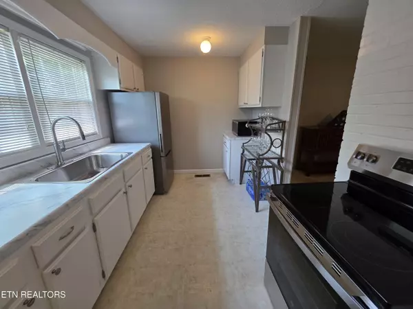 Oak Ridge, TN 37830,106 Nesper Rd