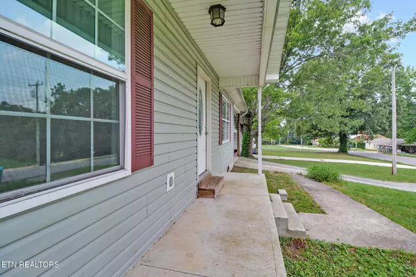 Crossville, TN 38555,251 Myrtle Ave