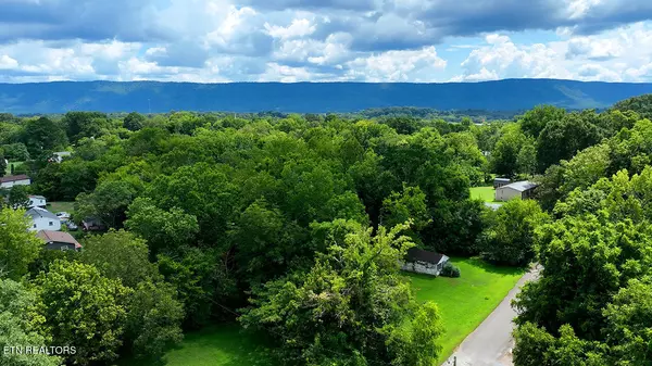 Etowah, TN 37331,205 Iowa Ave