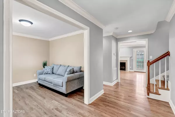 Knoxville, TN 37922,1917 Ridge Oak LN