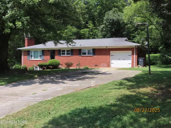 Knoxville, TN 37912,2213 Juniper DR