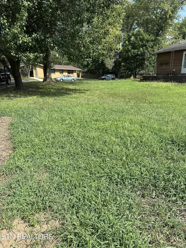 Oliver Springs, TN 37840,428 Kingston Avenue