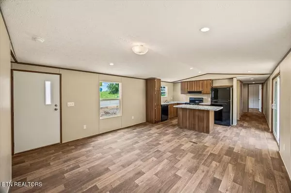 Spencer, TN 38585,814 Old Dunlap St