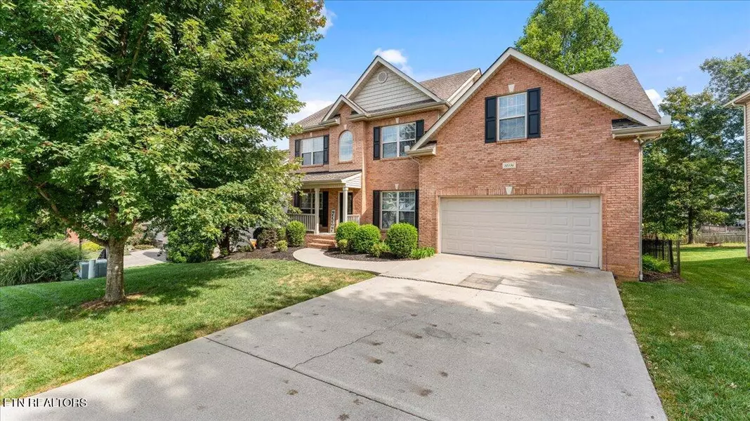 10336 Red Water LN, Knoxville, TN 37932
