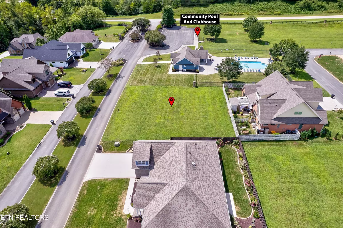 Loudon, TN 37774,223 Lighthouse Blvd