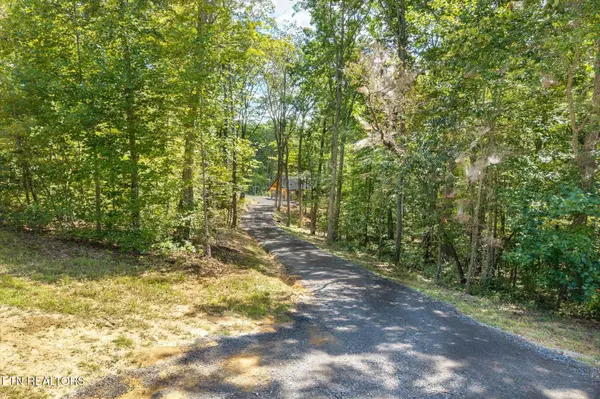 Crawford, TN 38554,268 Pioneer Trail LN