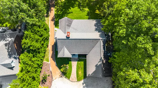 Caryville, TN 37714,961 Foxridge Lane