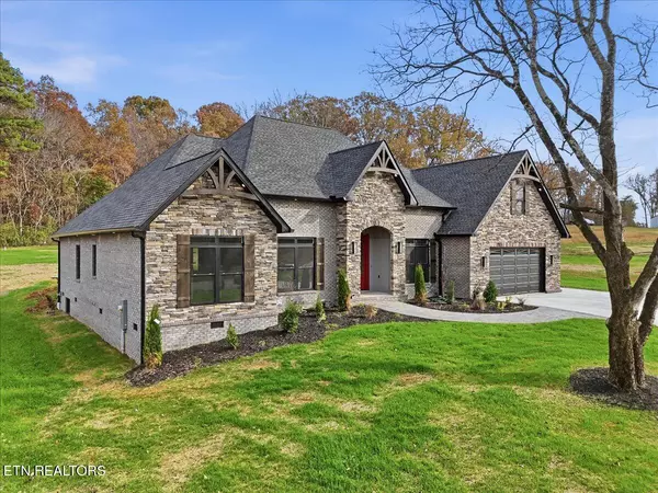 Greenback, TN 37742,834 Sophie DR