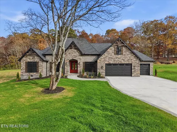 Greenback, TN 37742,834 Sophie DR