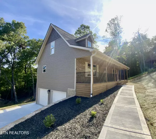 114 Stem LN, Clinton, TN 37716