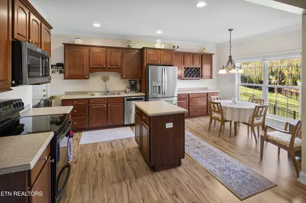 Knoxville, TN 37922,12617 Weatherstone DR