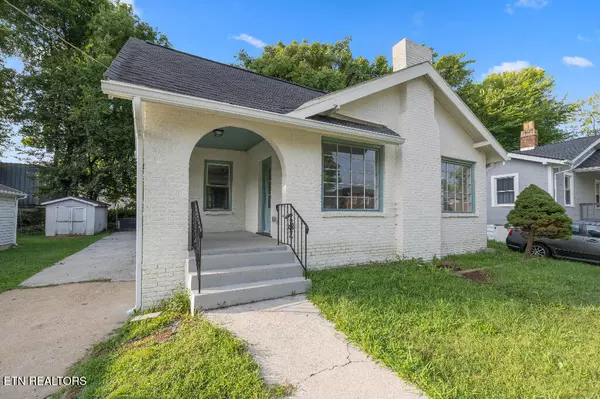 Knoxville, TN 37917,2008 5Th Ave